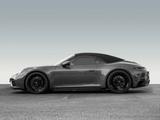 Porsche 992 Carrera GTS Cabriolet Hinterachslenkung BOSE - Porsche 992: Grün, Cabrio