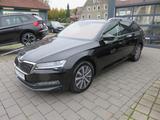 Skoda Superb Combi 2.0TDI DSG Premium Edition - Skoda Superb: Premium Edition