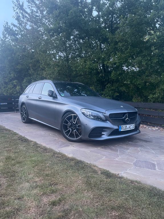 Mercedes-Benz C 220