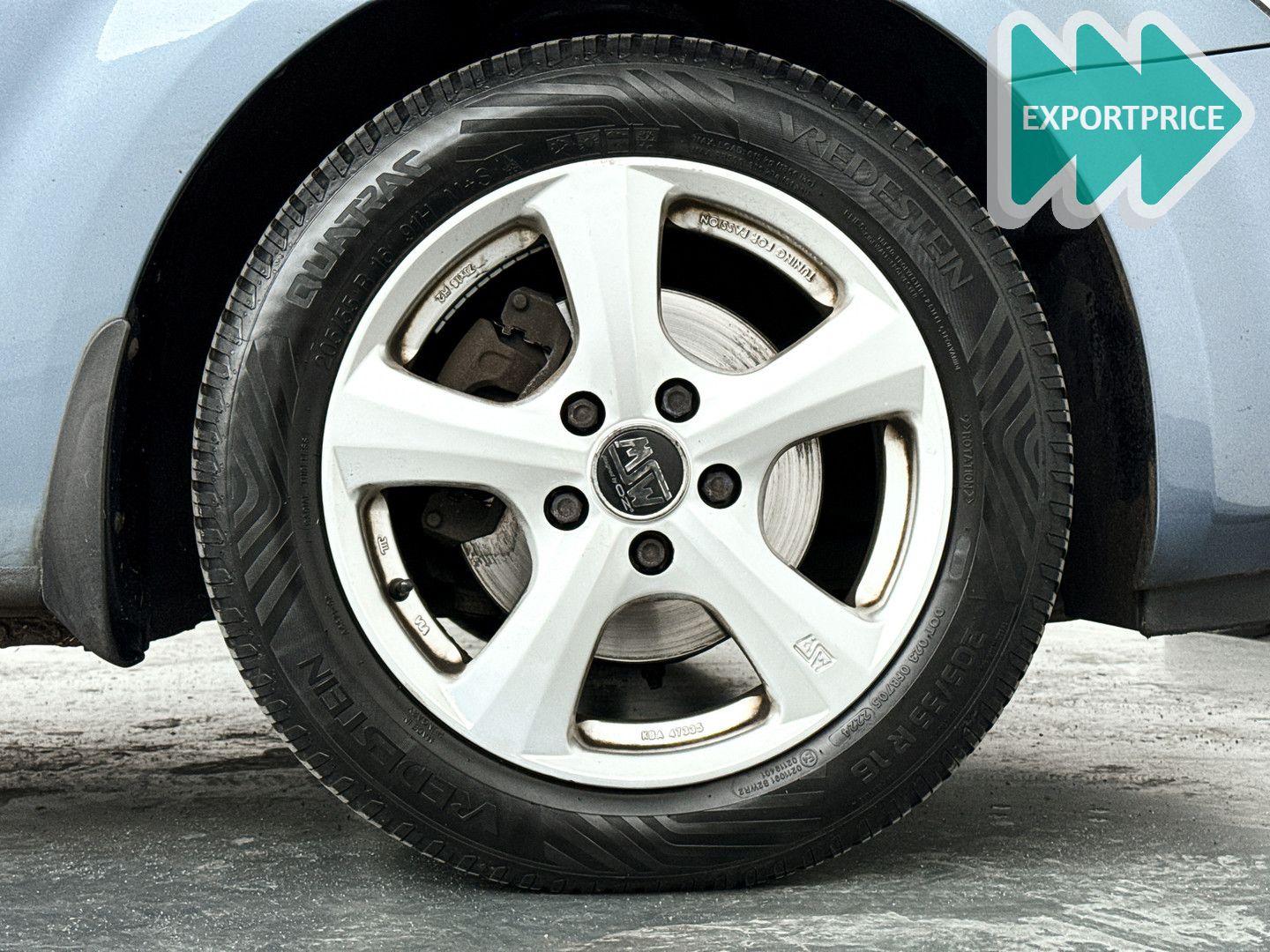 Kia cee'd 2008 — photo 26