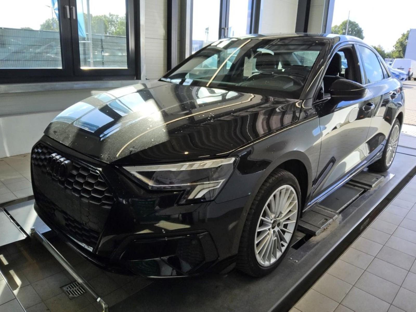 Audi A3 Limousine 30 TFSI S tronic advanced Navi LED, миниатюра 2