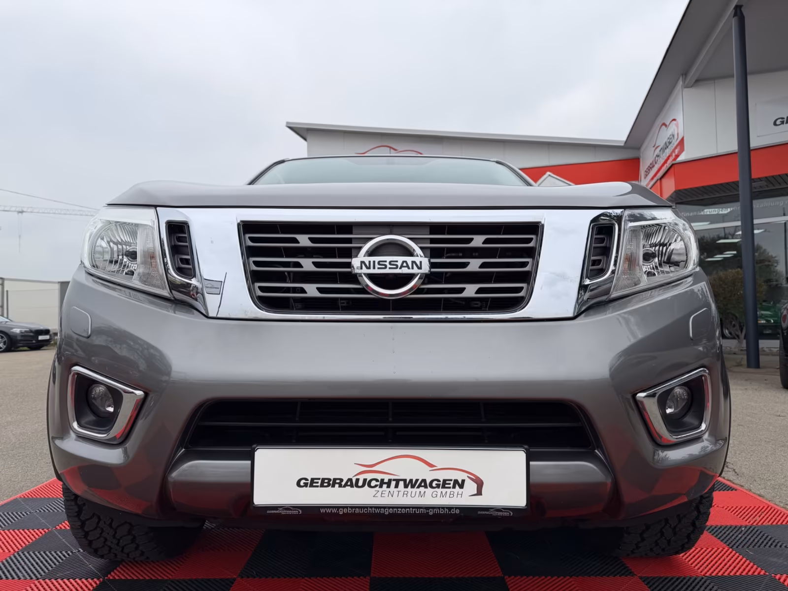 Nissan Navara NP300 N-Connecta King Cab 4x4*LED**
