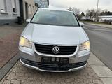 Volkswagen Touran United - Volkswagen Touran aus 2008: United