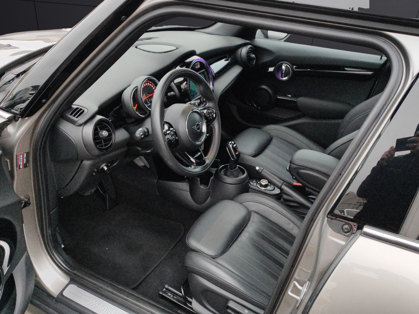 Fahrzeugabbildung MINI Cooper S*Ambiente*Pano*Kamera*LED*Navi*