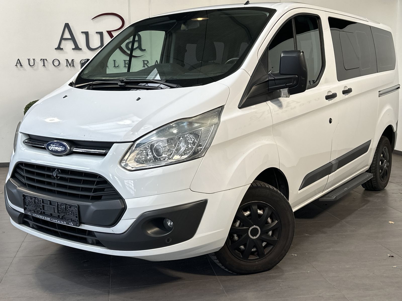 Fahrzeugabbildung Ford Tourneo Custom 300 L1 SHZ+PP+AHK+SH+BLUETOOTH+TE