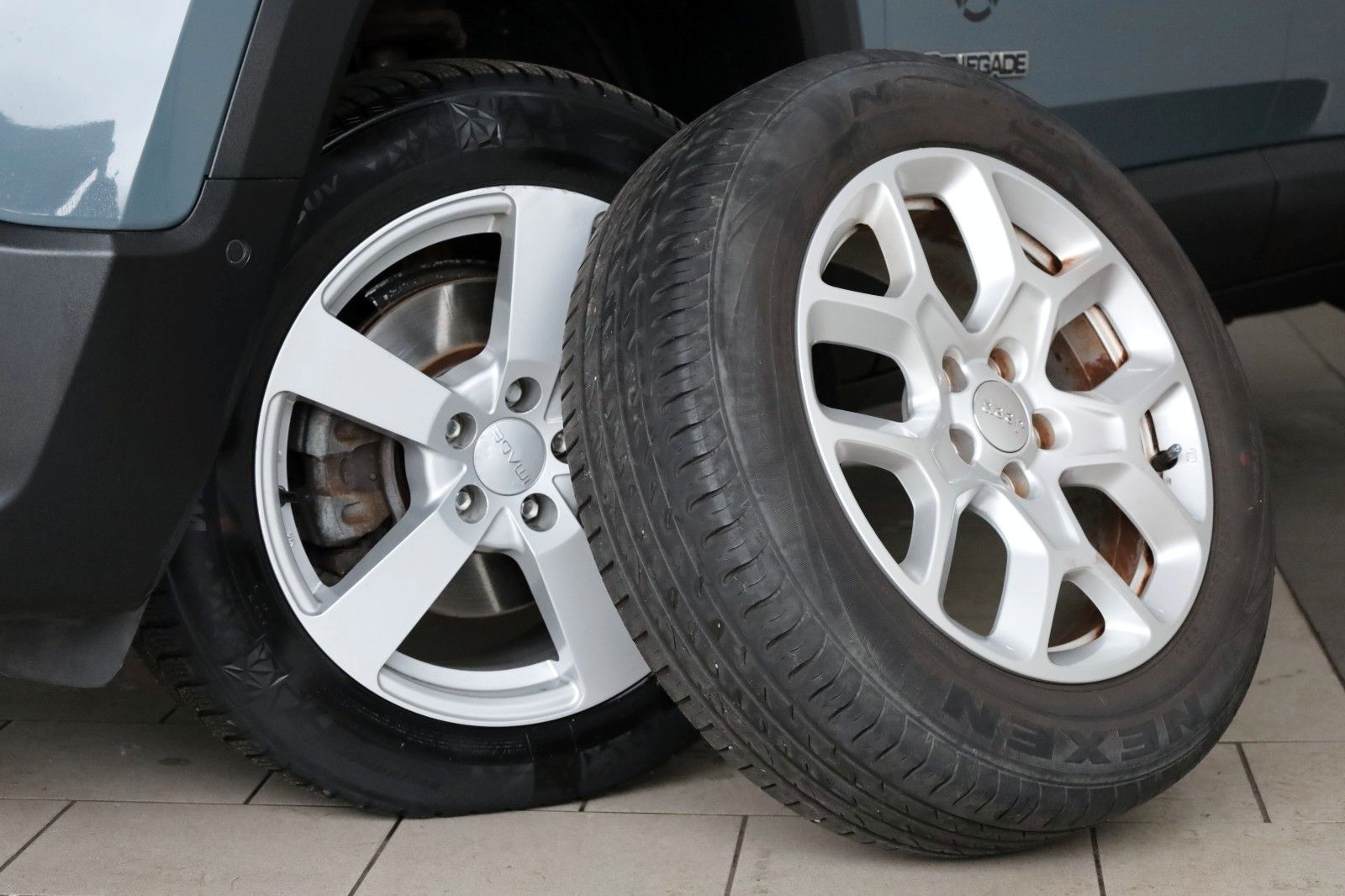 Fahrzeugabbildung Jeep Renegade Limited 4WD Navi,Kamera,SH,PDC,SR+WR