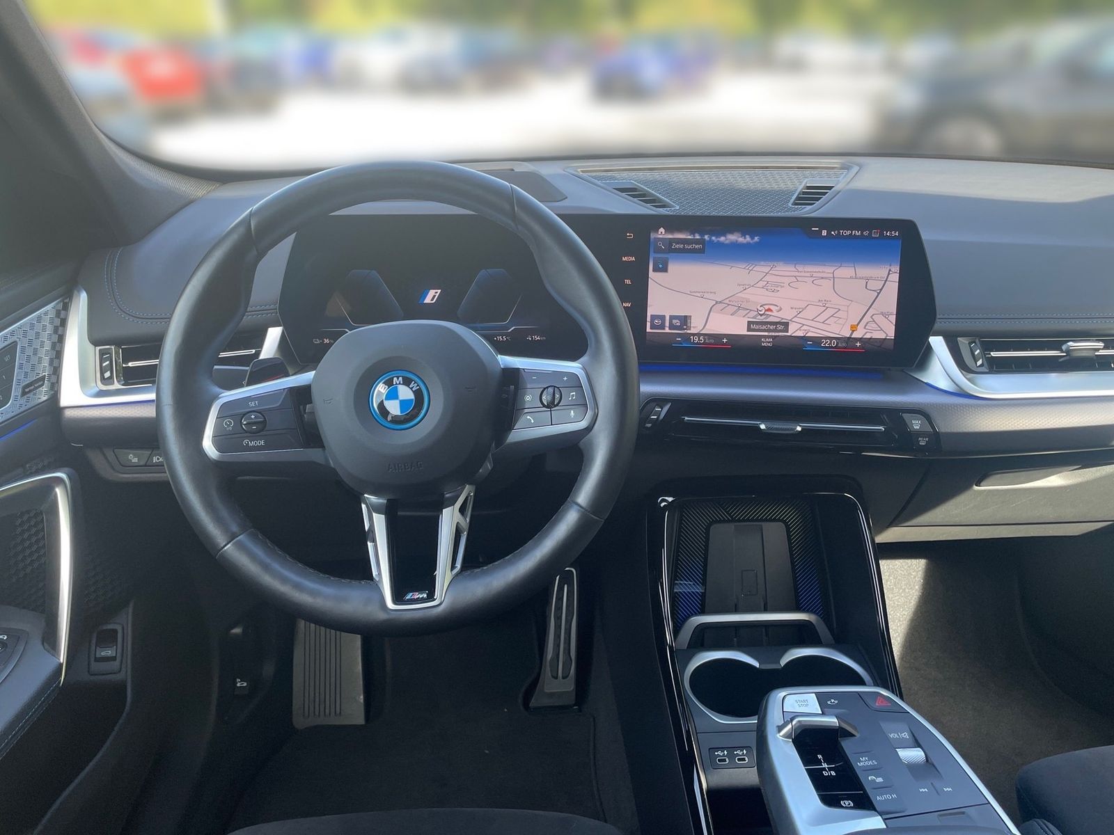 BMW IX1 xDrive30 HUD LC Prof. LED H K AHK PA foto 3