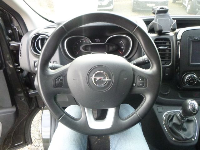 Vivaro Kombi Tourer L2 8-Sitzer Diesel