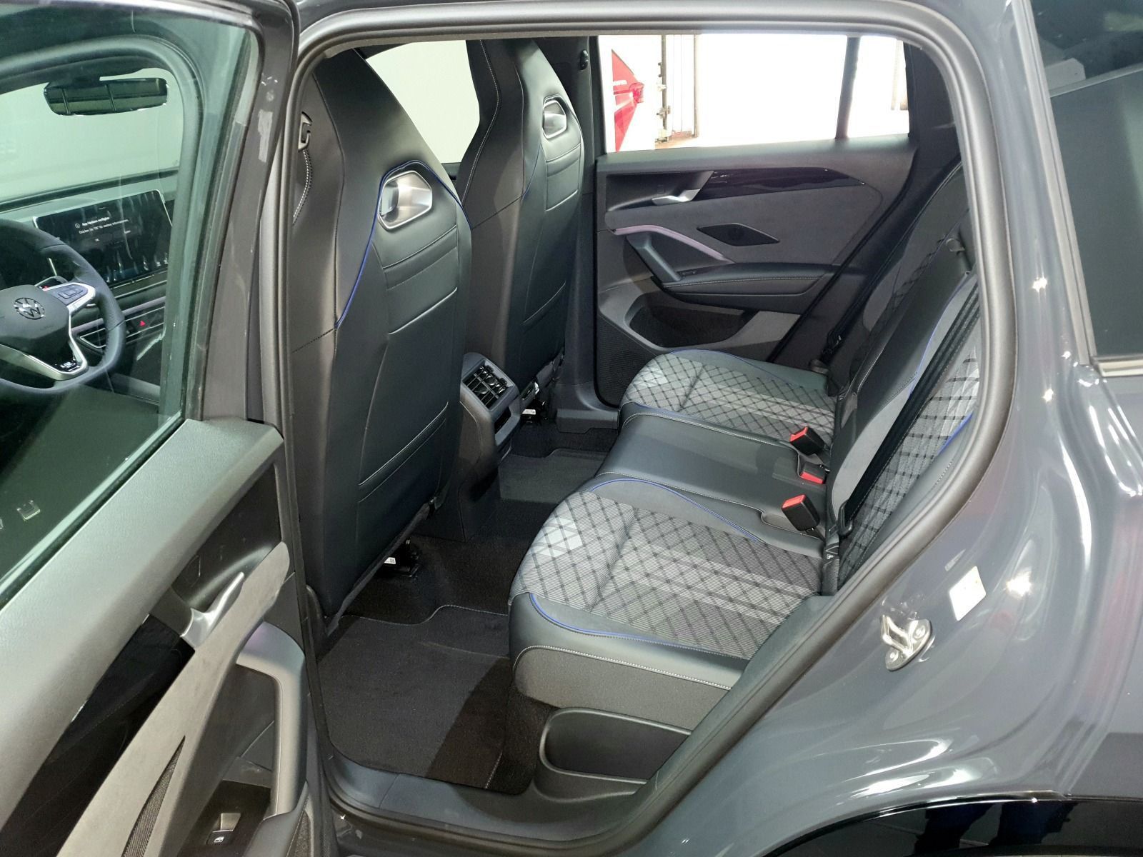 Volkswagen Tiguan - Bild 9