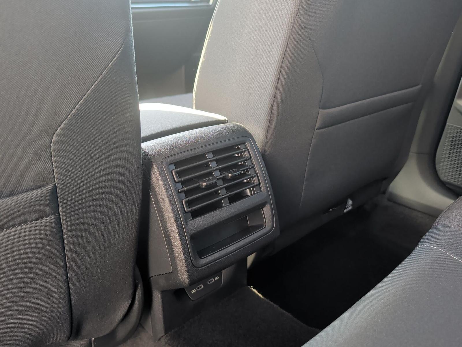Volkswagen Golf VIII eTSI DSG Life ACC+Kamera+ParkAss+Keyle, миниатюра 26