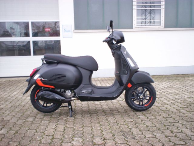 Vespa Herbstaktion GTS 310/300 Super Sport Modell 24