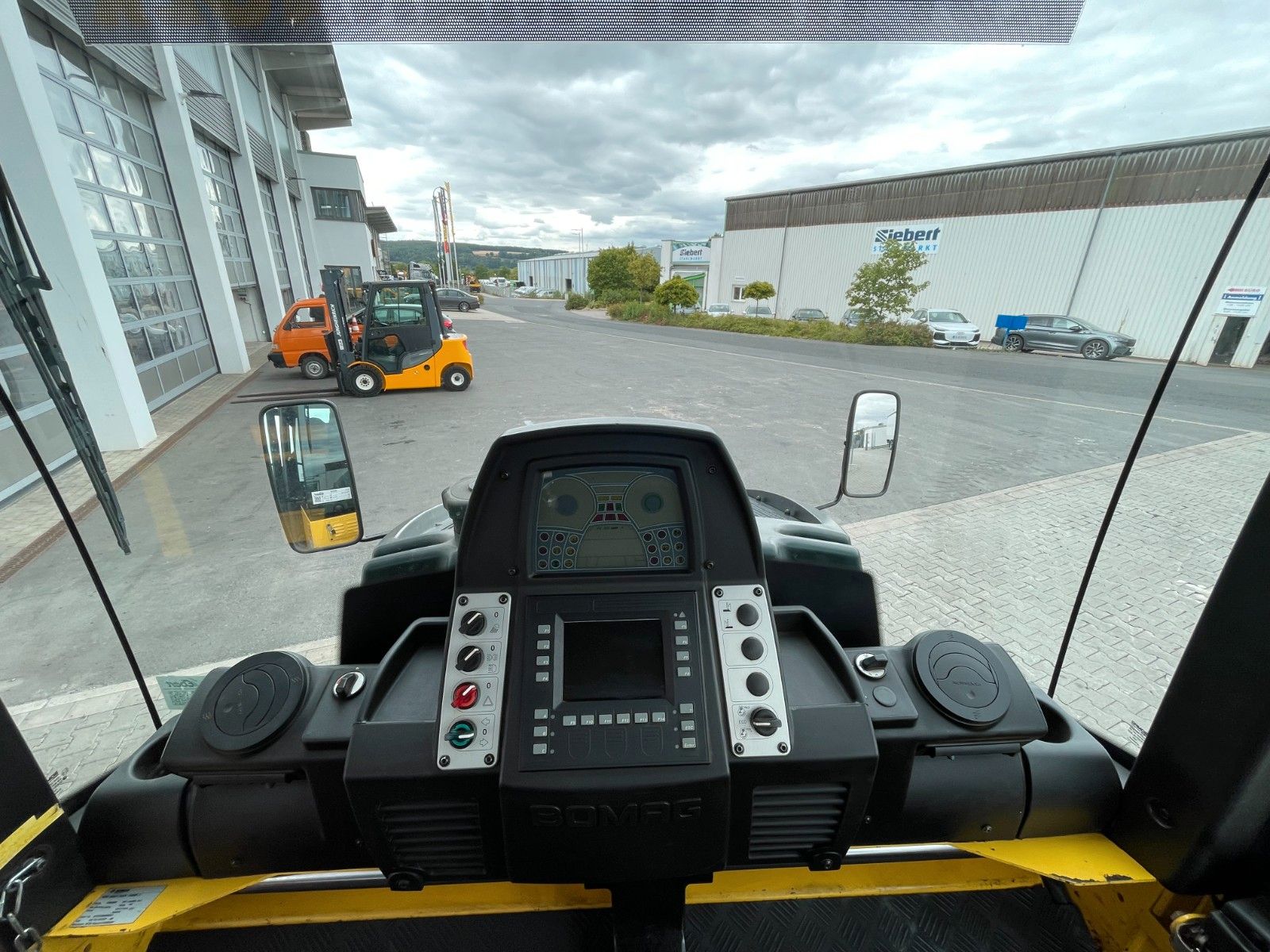 Fahrzeugabbildung BOMAG BW 154 AP-4 AM / nur 1.565h / Asphalt Manager