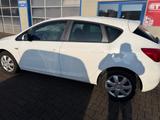 Opel Astra J Lim. 5-trg. Design Edition - gebrauchte Opel Astra aus dem Jahr 2011