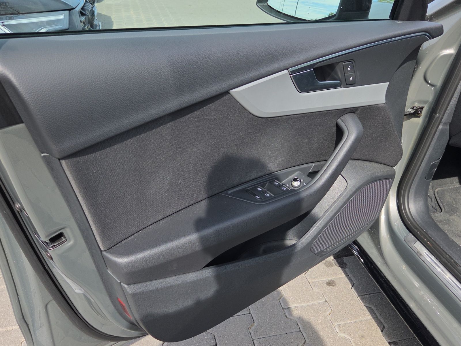 Audi A4 - Bild 20