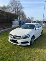 Mercedes-Benz Mercedes Benz A180 AMG Line - Mercedes-Benz A 180 Gebrauchtwagen in Hagen