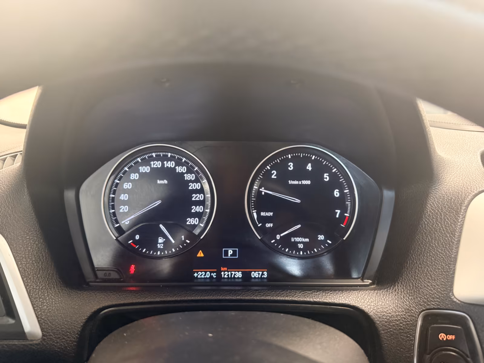 BMW 118i Aut. 5-türig Navi Shz PDC Tempo Klimaaut.