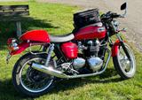Triumph Thruxton