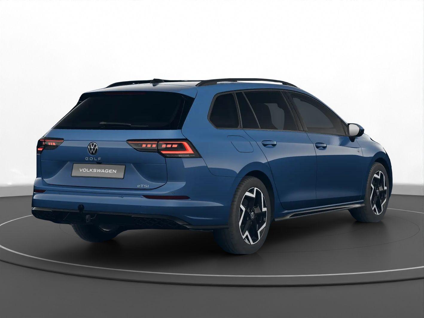 Volkswagen Golf VIII Variant 1.5 eTSI R-Line AHK Matrix Nav
