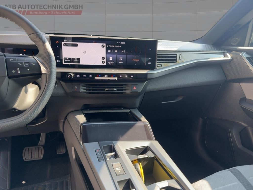 Fahrzeugabbildung Opel Grandland Ultimate, Allwetter, Navi, 360 Grad Ka