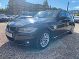 BMW 320d Touring Edition Exclusive Panorama-Dach - BMW 320 aus 2010: Kombi, 320d