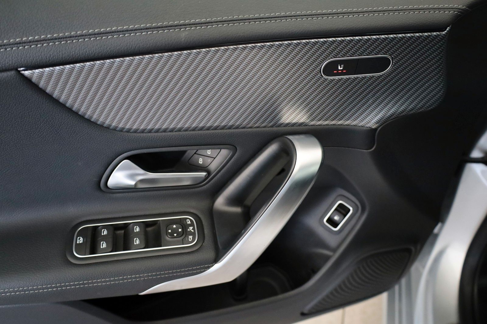 Fahrzeugabbildung Mercedes-Benz CLA 250 e SB,Leder,Navi,LED,SH,Kamera, Facelift!