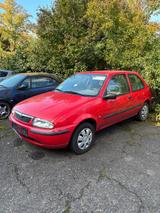 Mazda 121 Schrägheck (1997) Automatik - Mazda 121 Gebrauchtwagen
