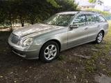 Mercedes-Benz Mercedes Benz E 220 CDI T Model Kombi w211 - Mercedes-Benz E 220 aus 2003: Cdi