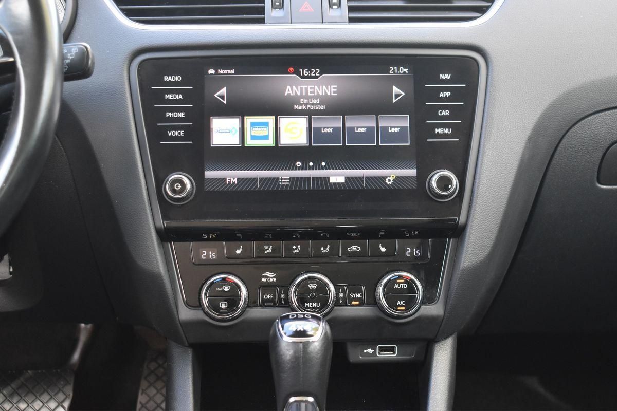 Skoda Octavia 2.0 TSI DSG Style 4x4 Smartlink AHK Kam foto 13
