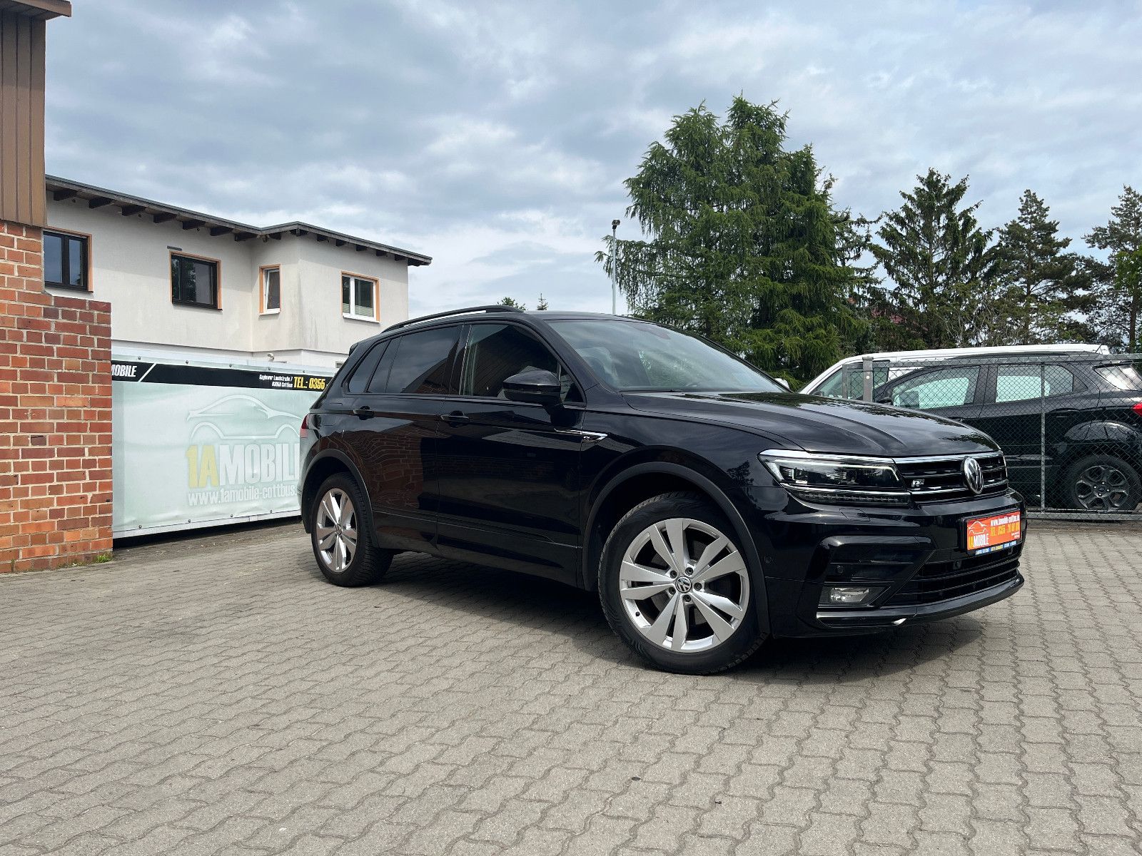 Volkswagen Tiguan Highline 4Motion 2x R-Line Black Style foto 2