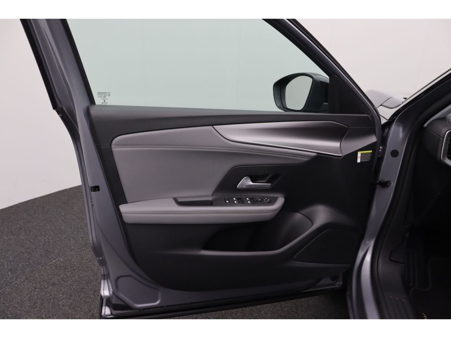 Fahrzeugabbildung Opel Mokka 1.2 Elegance Kamera SHZ Einparkhilfe