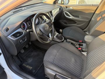 Opel Astra K Sports Tourer Edition+Navi+LkHz+LED+SHZ