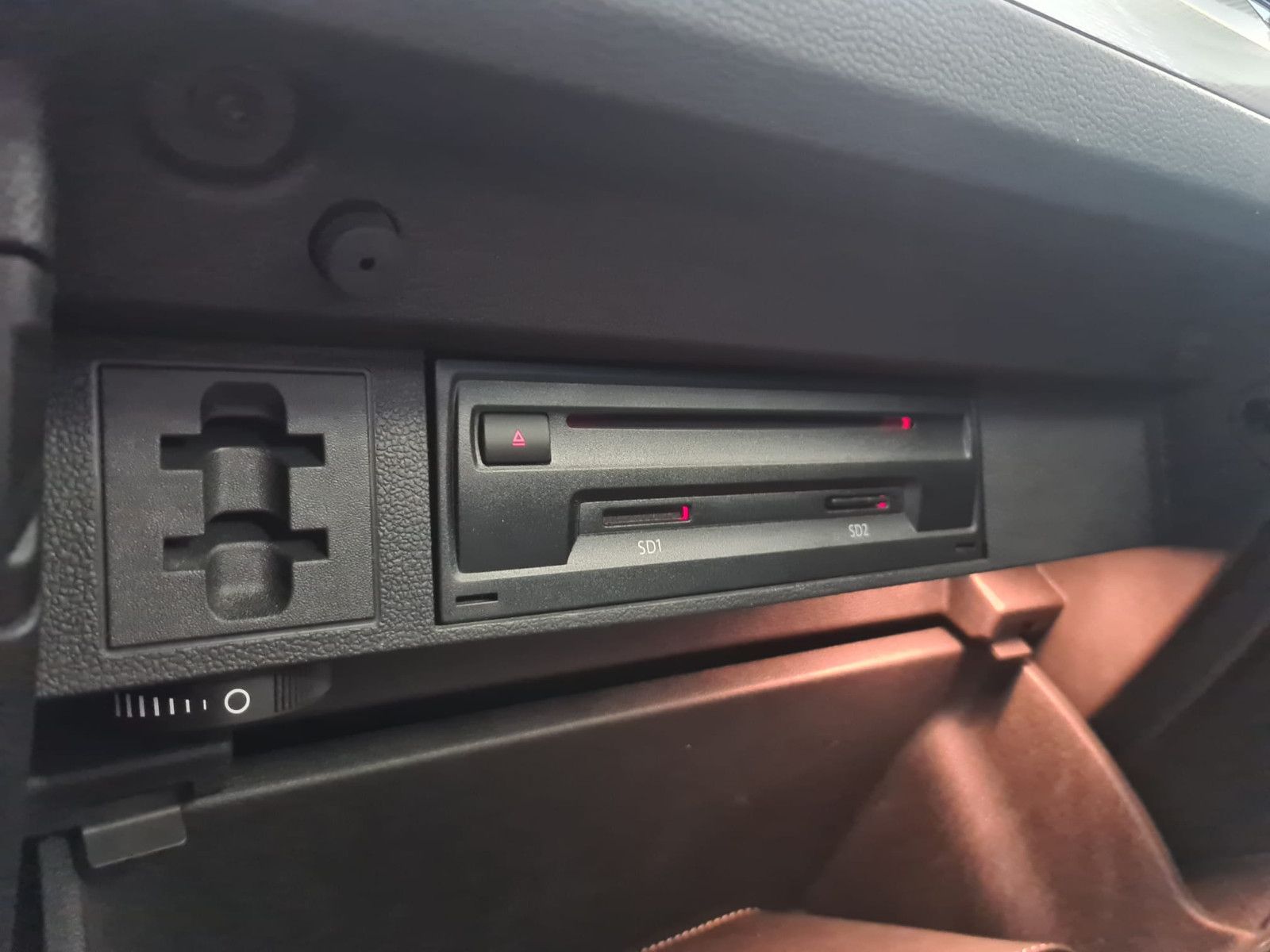 Fahrzeugabbildung Volkswagen Tiguan Allspace Comfortline 4Motion / NAVI / AHK