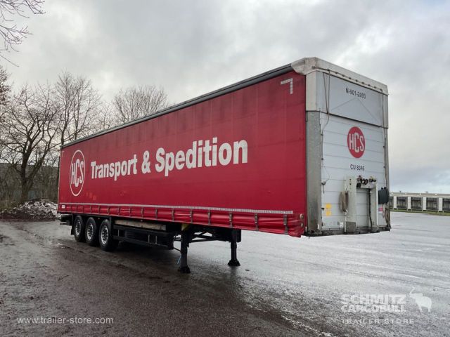 Schmitz Cargobull Semi Curtainsider Standard