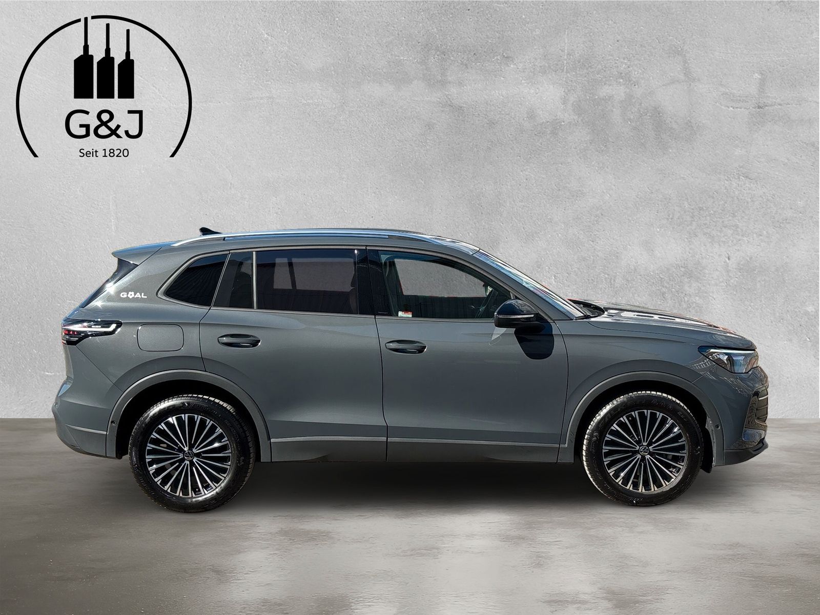 Fahrzeugabbildung Volkswagen Tiguan 2.0 TDI Life HuD AHK Keyless IQ-Light