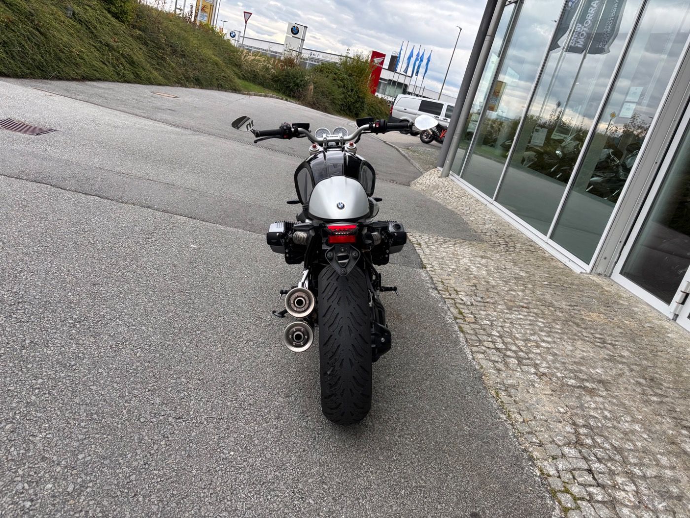 Fahrzeugabbildung BMW R nine T