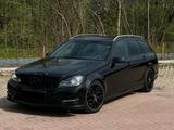 Mercedes-Benz C63 AMG Umbau 220D Facelift ... - Mercedes-Benz C-Klasse aus 2011: Facelift