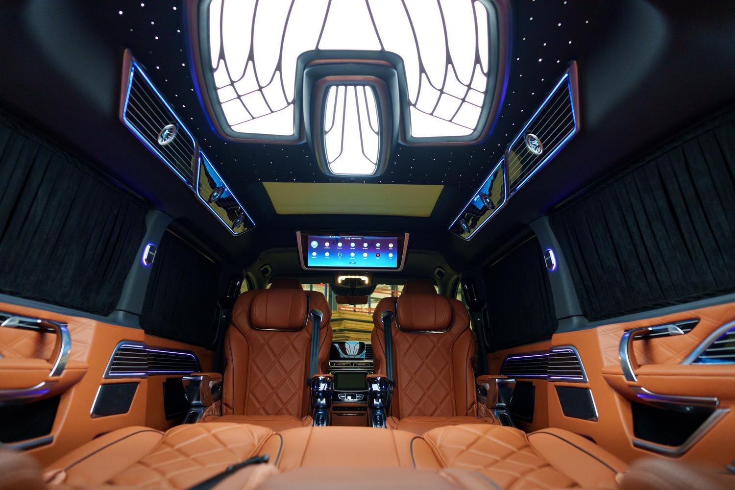 Mercedes-Benz FRANKEN - CRYSTAL COGNAC - V300D EXTRALONG - 4 M