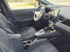 Renault Captur II 1.6 E-TECH Plug-in Hybrid 160 E-Tech E