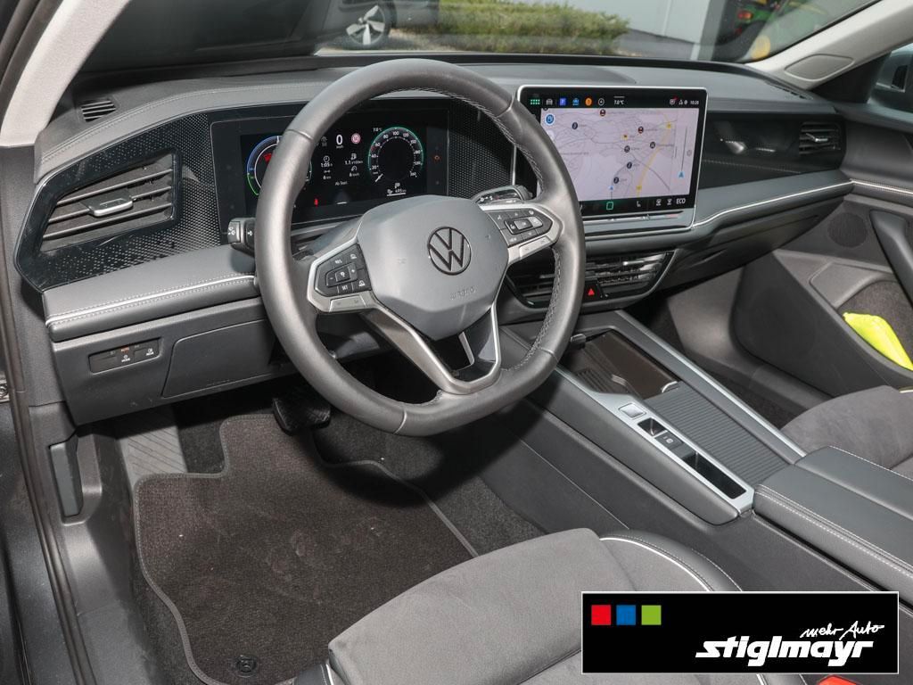 Volkswagen Passat - Bild 10