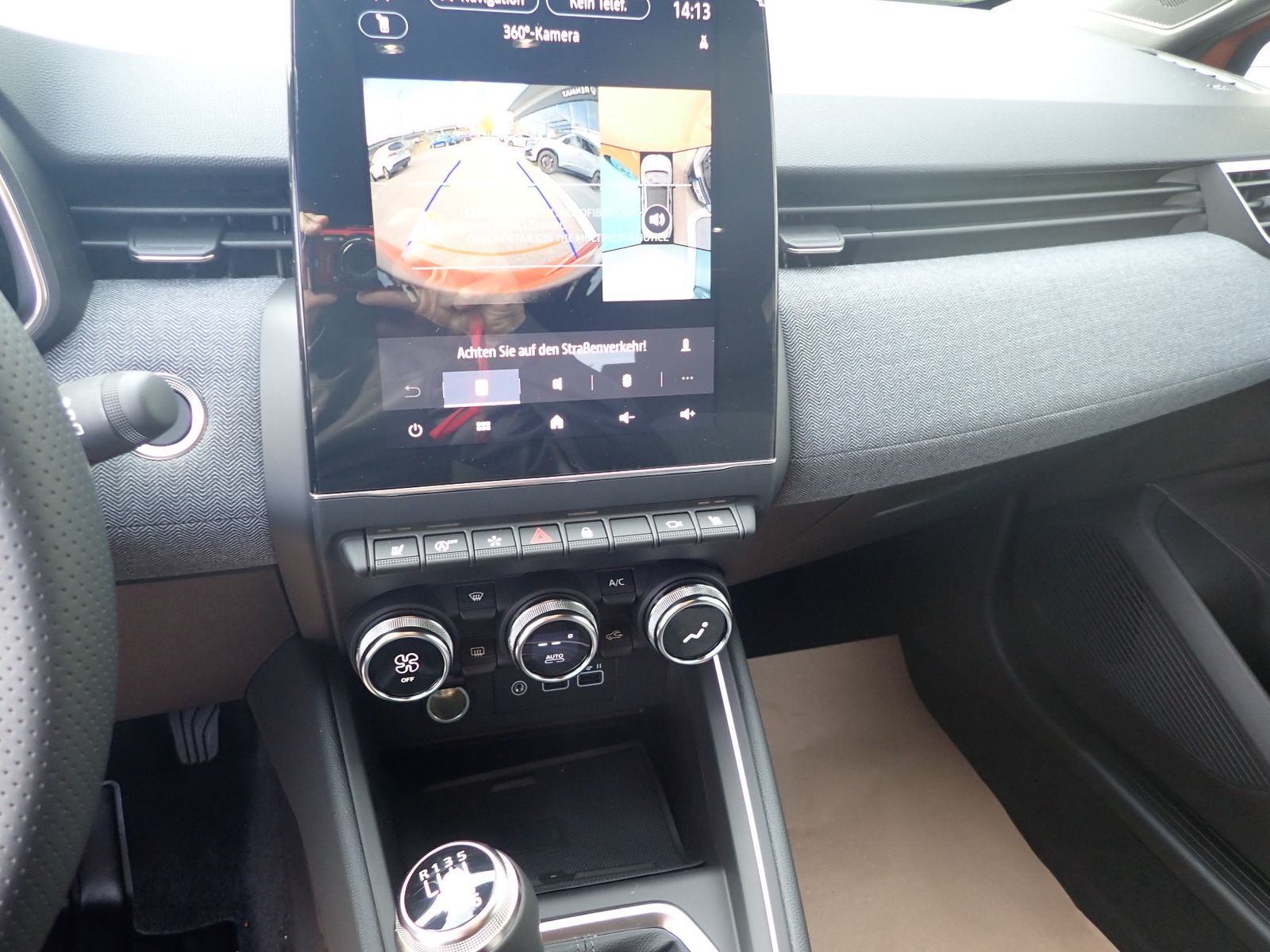 Fahrzeugabbildung Renault Clio KISS TCe 90