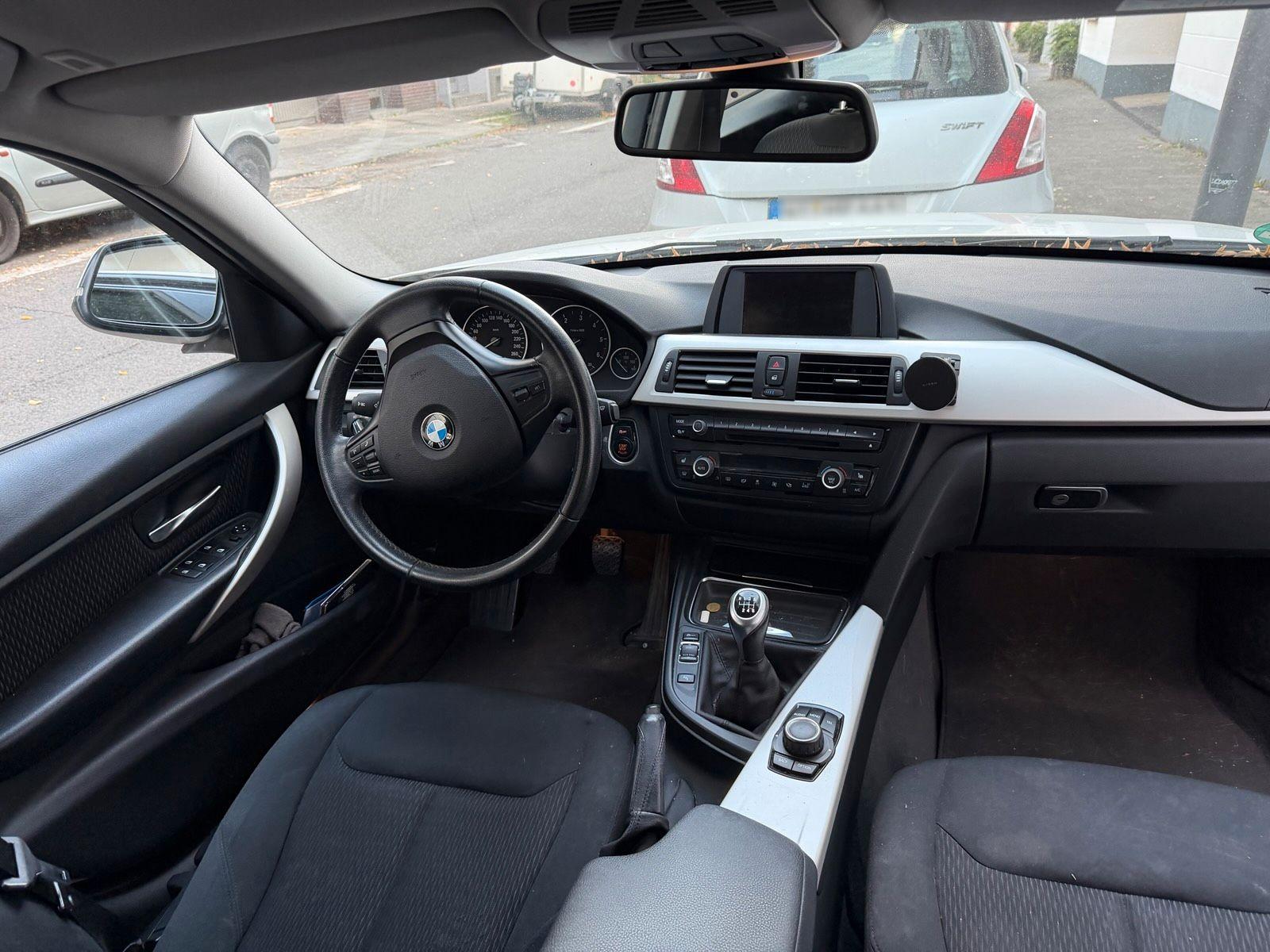 BMW 316 2014 — photo 14