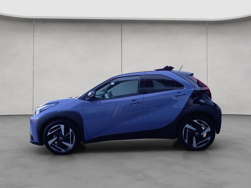 Toyota Aygo X 1,5 Hybrid Premium Lounge JBL imagem 2