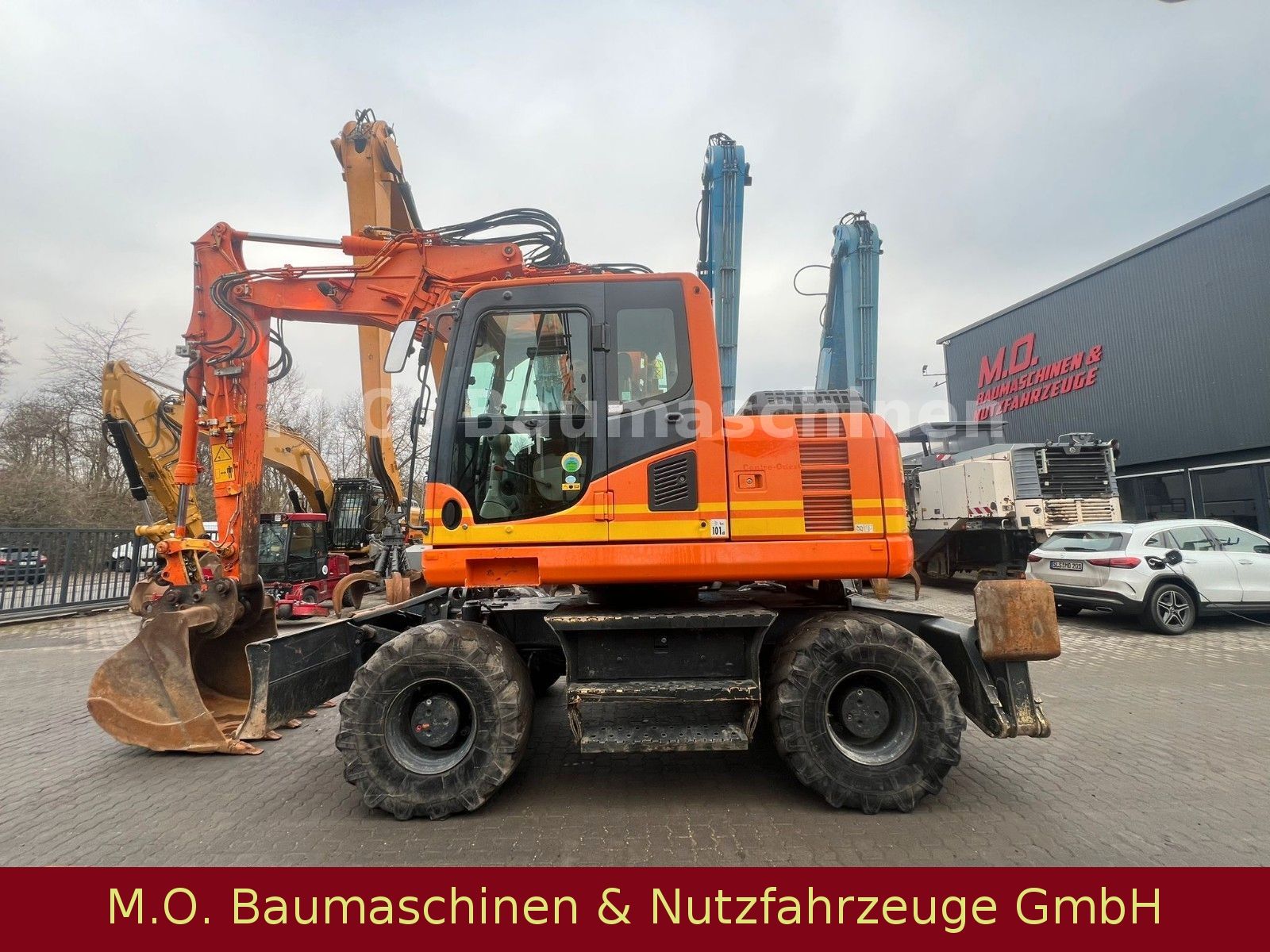 Fahrzeugabbildung Komatsu PW 148-8 / AC / SW / Hammerleitung / VSA /ZSA/