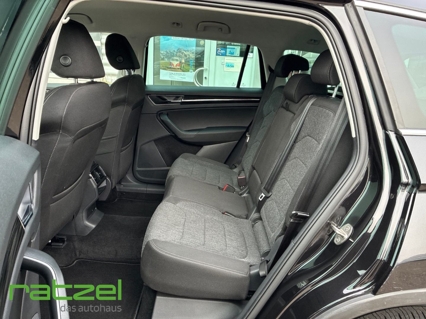 Fahrzeugabbildung SKODA Kodiaq 2.0 TDI DSG Style AHK Navi Digitales Cock