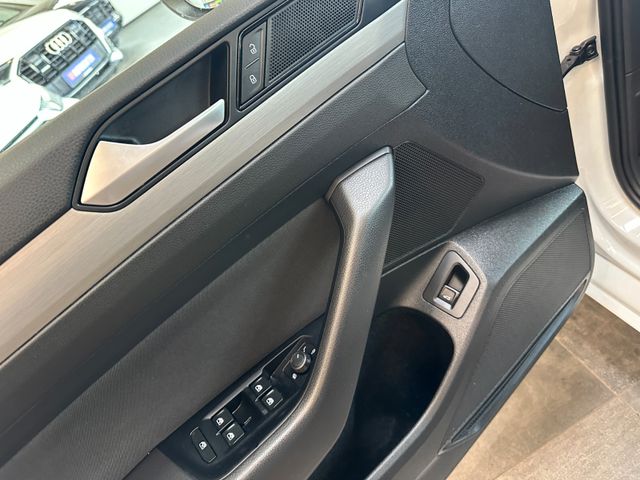 MYAUTOCENTER – Gebraucht- und Jahreswagen mit Werkstattservice in Pfaffenhofen Volkswagen Passat *LED*NAVI*ACC*KEY-LESS*1.HAND*19%MWST*