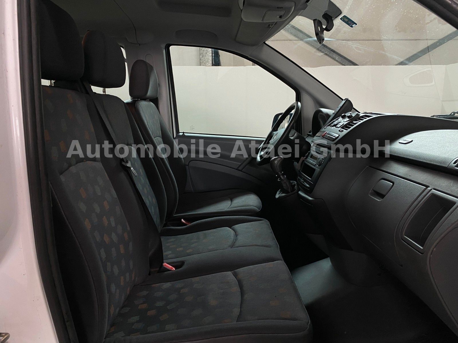 Fahrzeugabbildung Mercedes-Benz Vito Mixto 111 CDI lang KLIMA+ 1.HAND (8786)