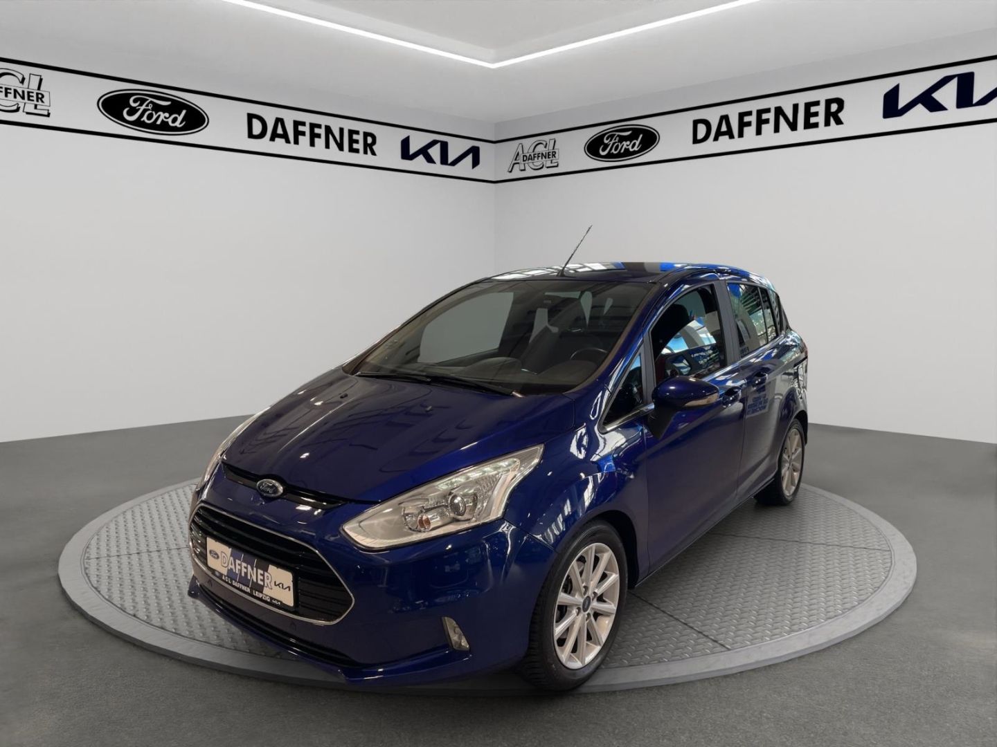 Fahrzeugabbildung Ford B-Max Titanium Bluetooth Sony CD Klima Allwetter