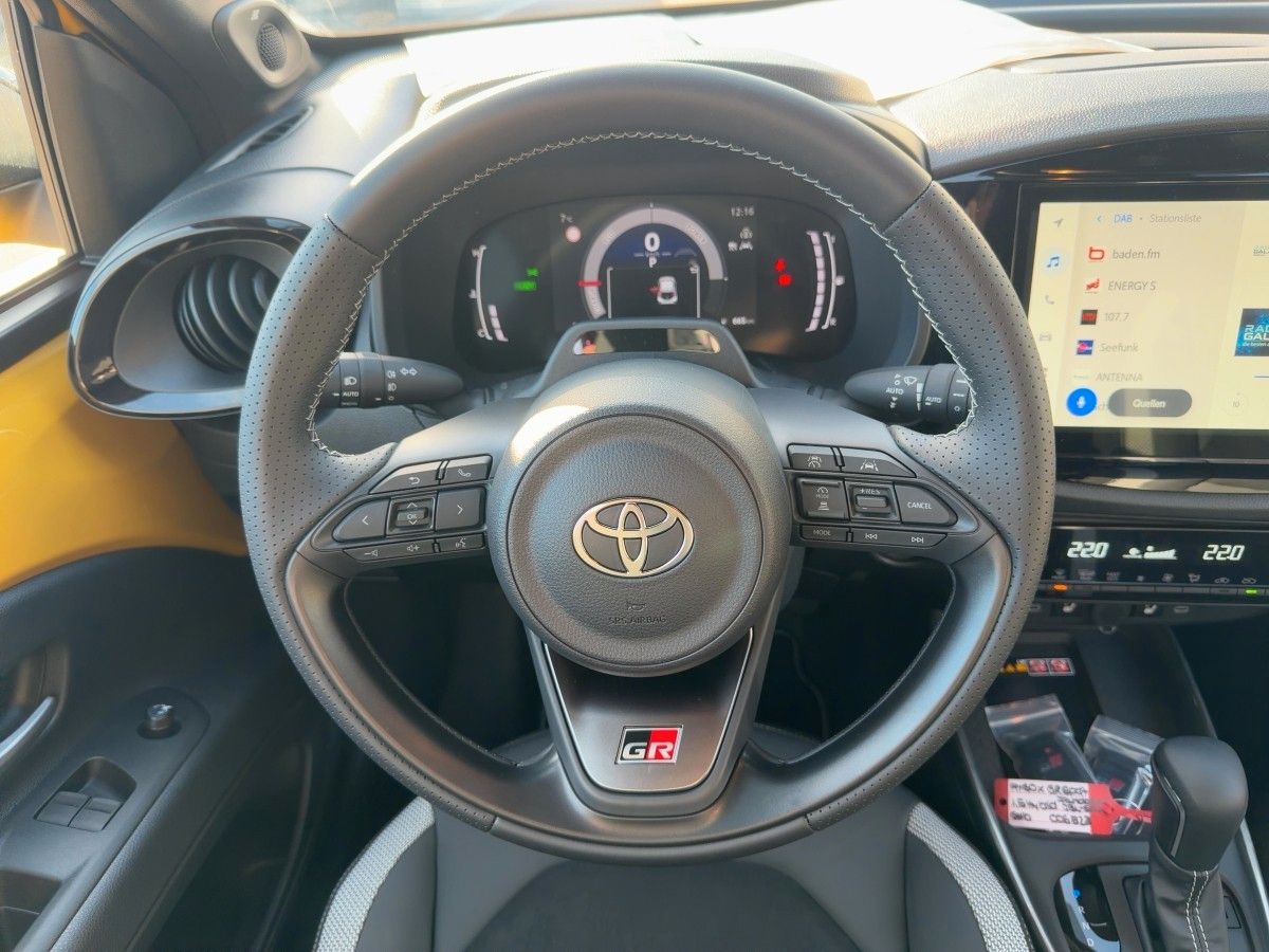 Fahrzeugabbildung Toyota Aygo (X) GR SPORT 1,5 Hybrid 116 PS Faltdach+JBL