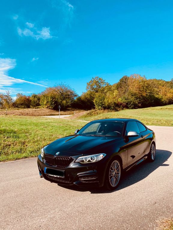 BMW M240i