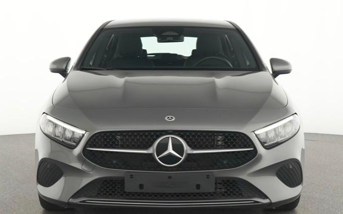 Mercedes-Benz A180 d BusineLie PRO WIDESC LED/360KAM/MBUX/MOPF